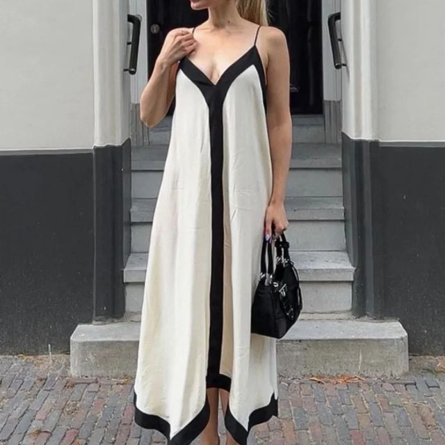 Evelina - Monochromes Maxikleid mit Kontrastbesatz