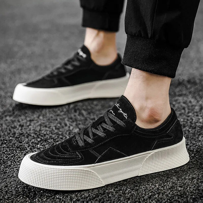 Ethan - Wildleder Low-Top-Sneaker mit Dicker Sohle