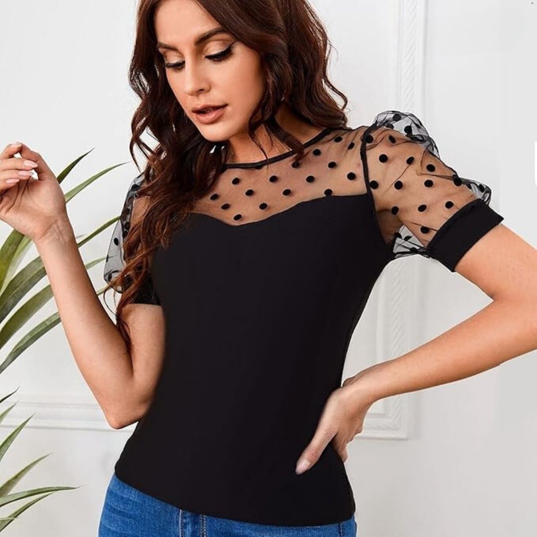 Clara - Bluse mit Tupfen-Mesh und Puffärmeln