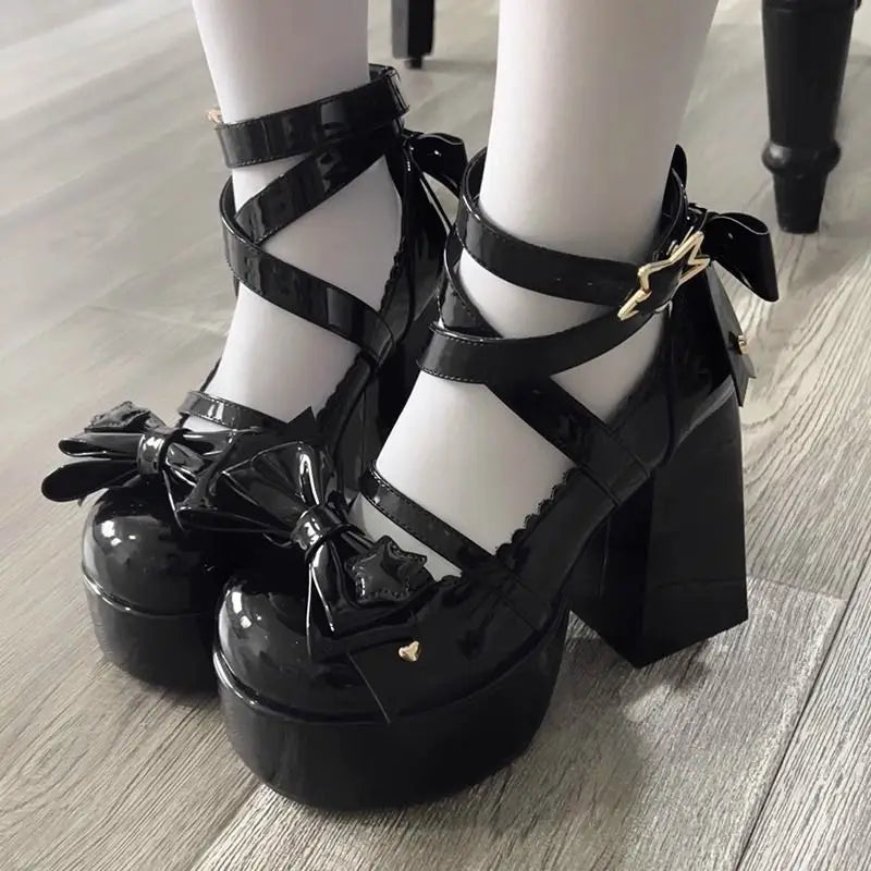 Seraphina - Verspielte High Heels mit Stern-Anhängern