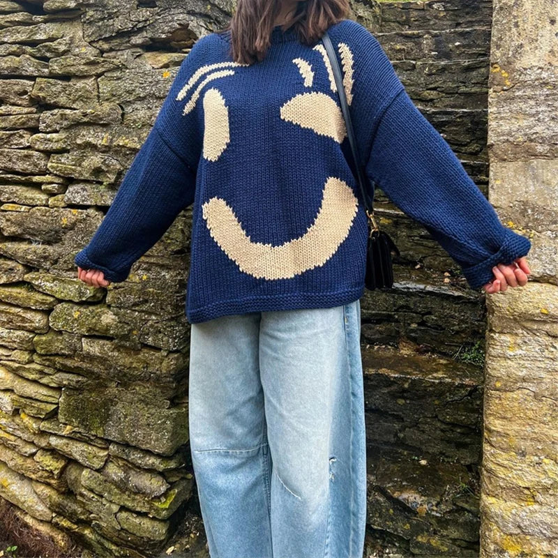 Mila - Übergroßer Smiley Strickpullover