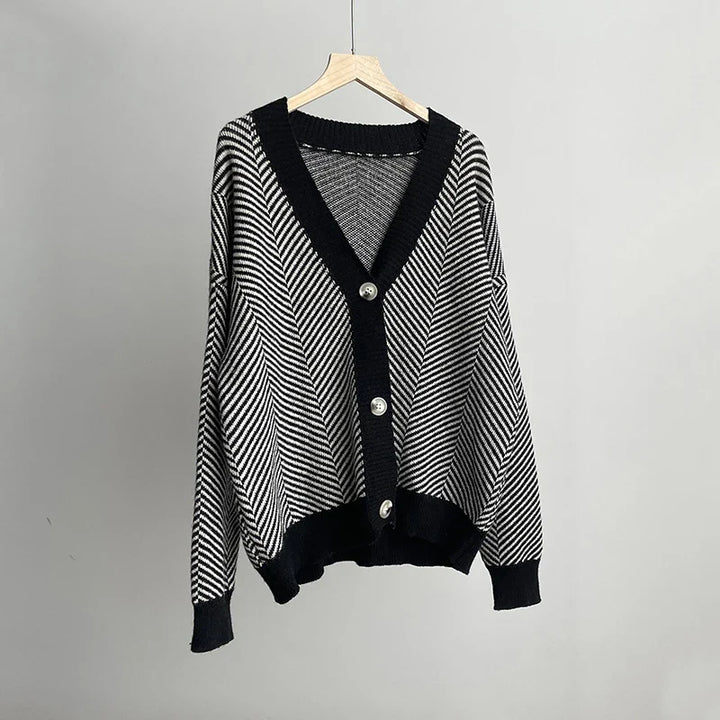 Liana - Zickzack-Strickcardigan mit Knopfverschluss